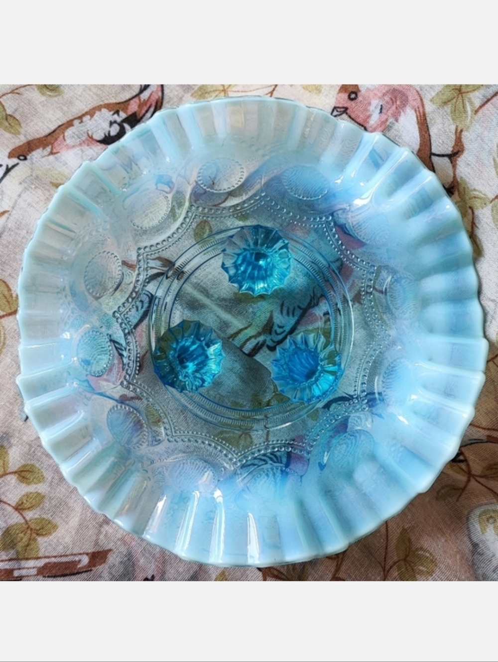 Fenton Vintage Blue Ruffled 3 Legged Footed Fancy Formal Glass Dish Excellent